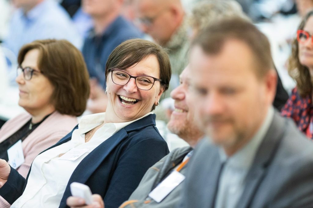 Coaching network groups